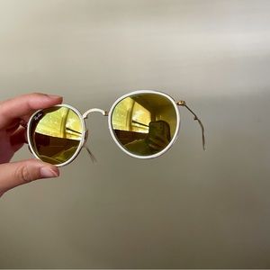 ❌ SOLD ❌ RayBan Round Metal Sunglasses
